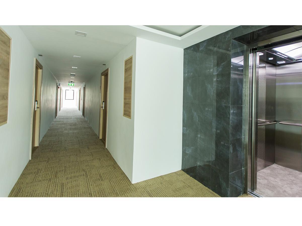 B2 Ubon Premier Hotel Ubon Ratchathani Dış mekan fotoğraf